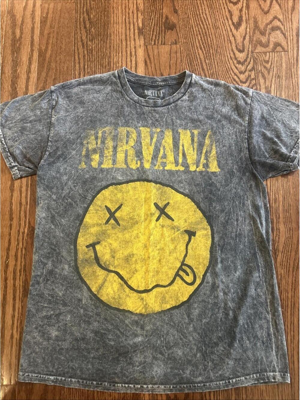 Nirvana Vintage Style Grunge Rock Acid Wash Black Band T-Shirt Size Medium